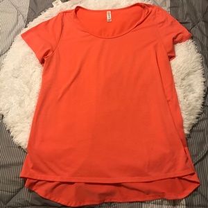 LuLaRoe Classic T